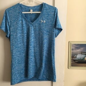 Under Armour heat gear top, size large
